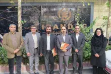 معاون آموزش و پژوهش ستاد علم و فناوری شورای عالی انقلاب فرهنگی از ایرانداک بازدید کرد