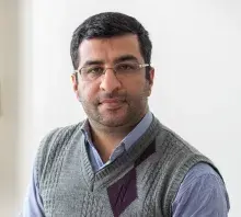 گفت‌و‌گوی عضو هیئت علمی ایرانداک درباره ارتباط صنعت و دانشگاه